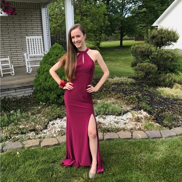Junior Year Prom Dress - Picture 1 of 6
